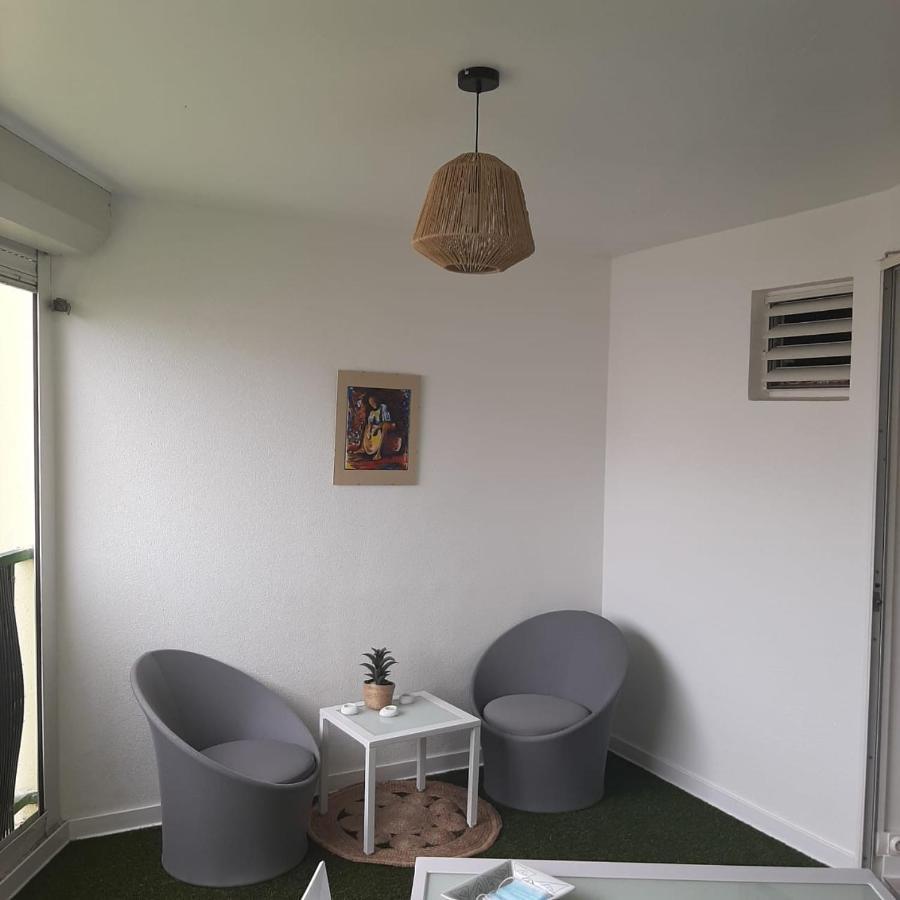 Jarry Entre Chien Et Loup Apartment เบย์-มาโอลต์ ภายนอก รูปภาพ